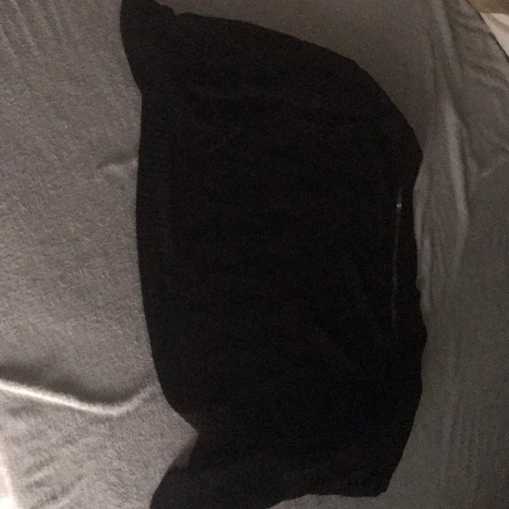 Black Shrug